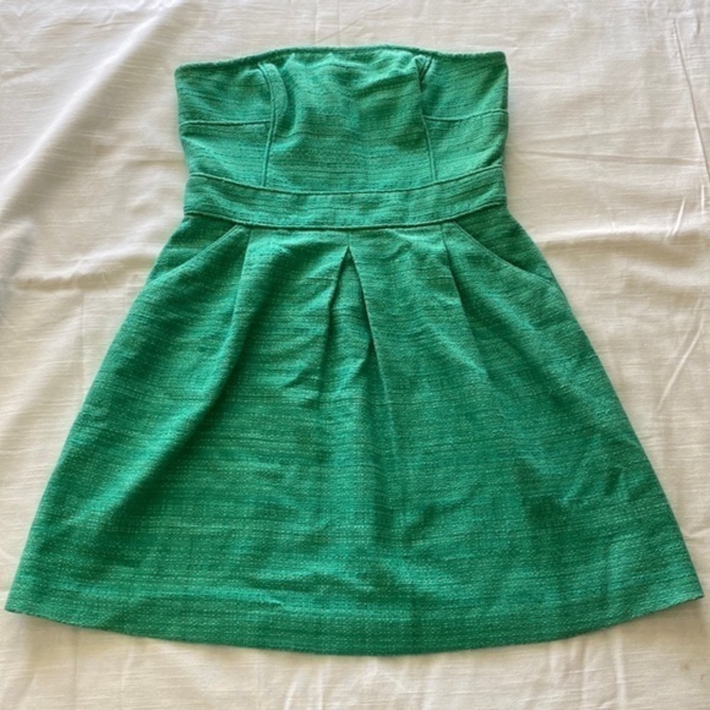 New! Banana Republic strapless dress, size 14. Gorgeous green color.